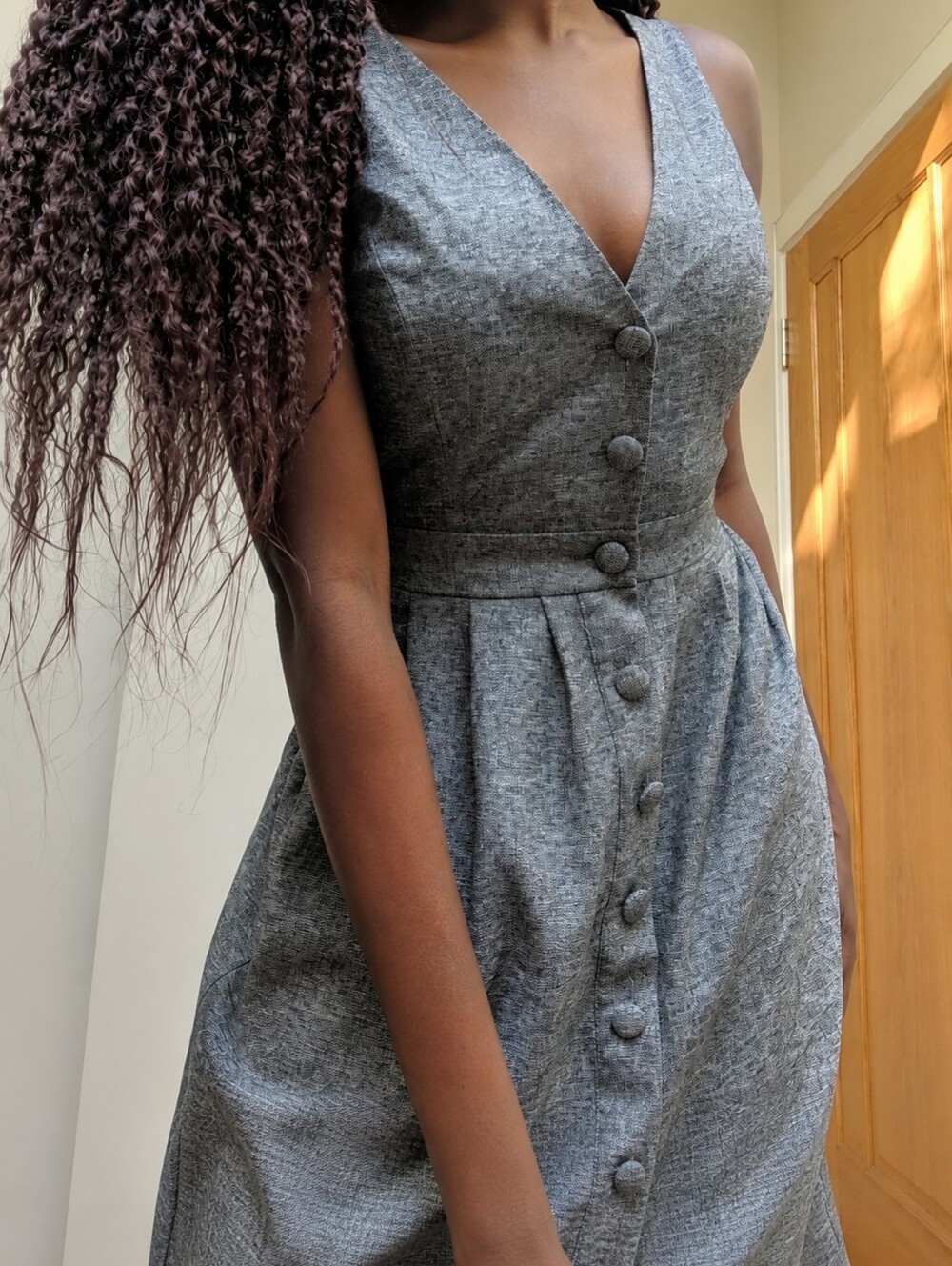 Zara | Sleeveless V-Neck Gray Button-Front Dress, Size M